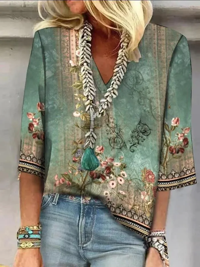 Fashion Printed Loose V-Neck Shirt